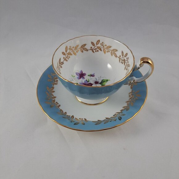 Aynsley Bone China Blue Gold Tea Cup Saucer Set Floral Interior Vintage - Picture 9 of 16